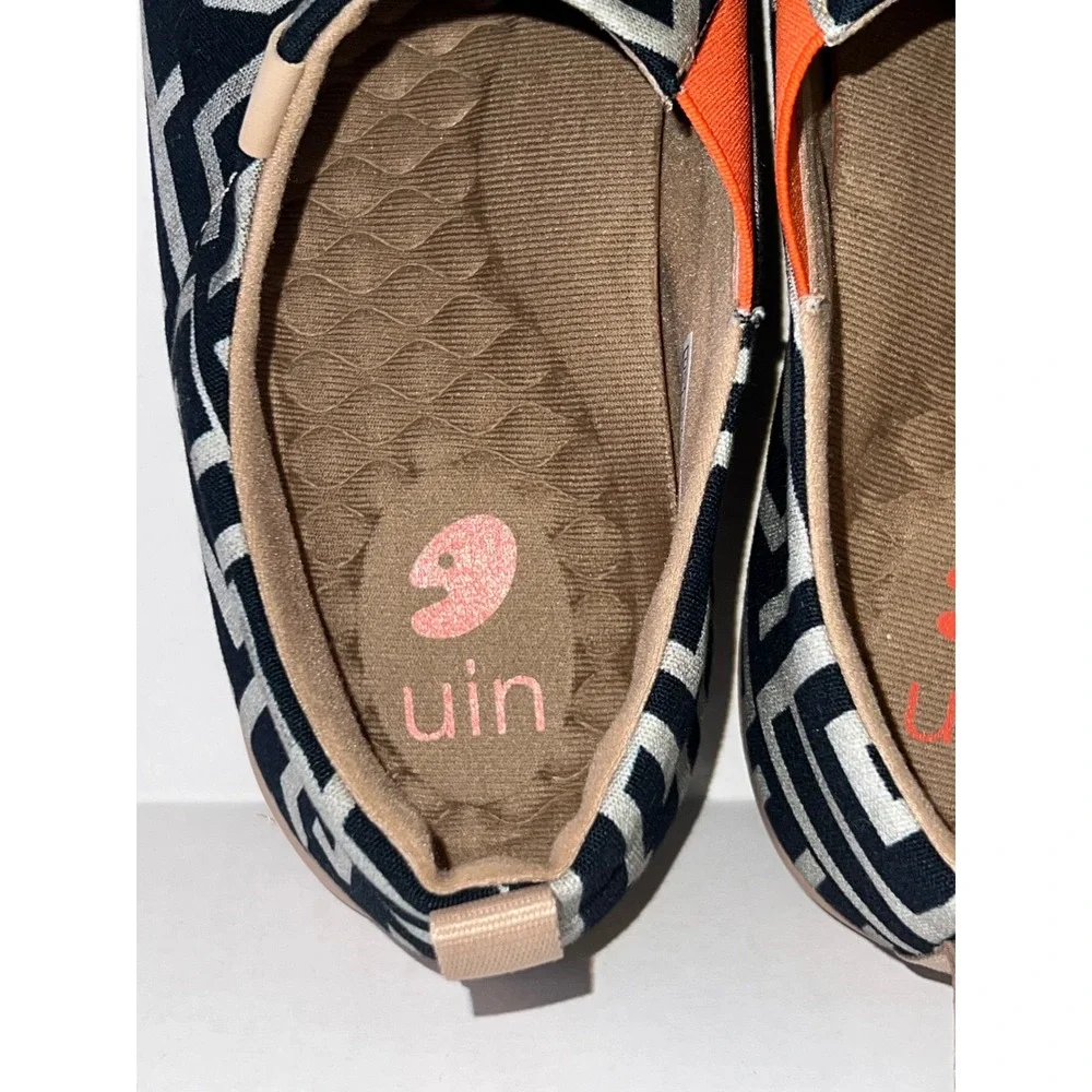 UIN Mens Maze Pattern Canvas Slip On Travel Shoes Black White M1109277 Size 9